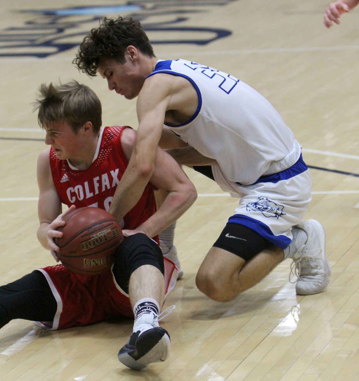 McDonell boys basketball vs Colfax at UW-Stout 12-1-18